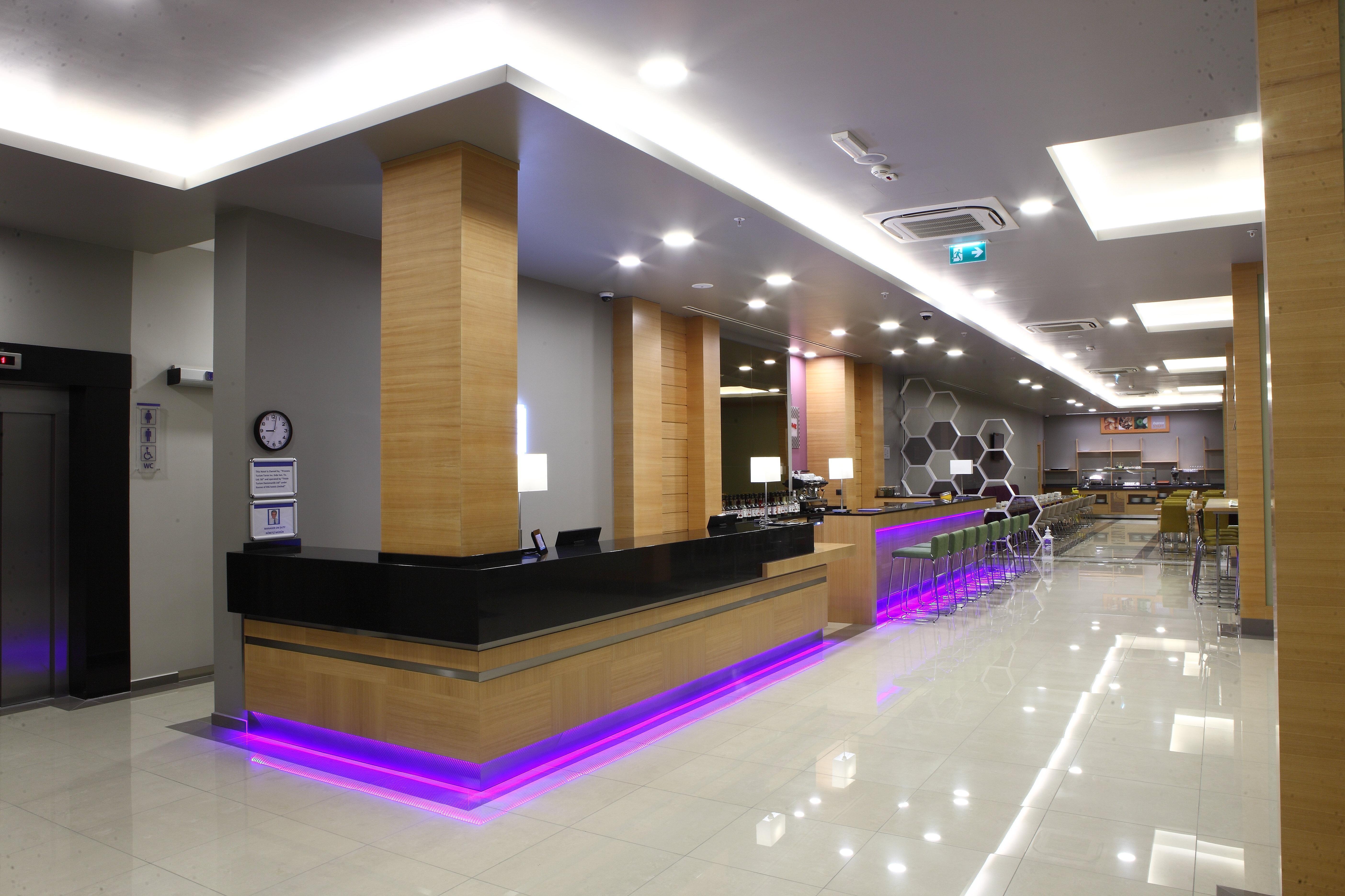 Holiday Inn Express Manisa-West By Ihg Exteriör bild