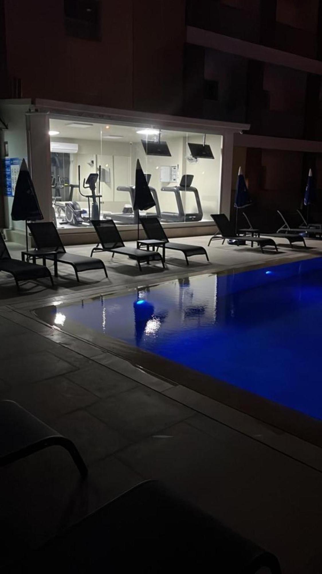 Holiday Inn Express Manisa-West By Ihg Exteriör bild