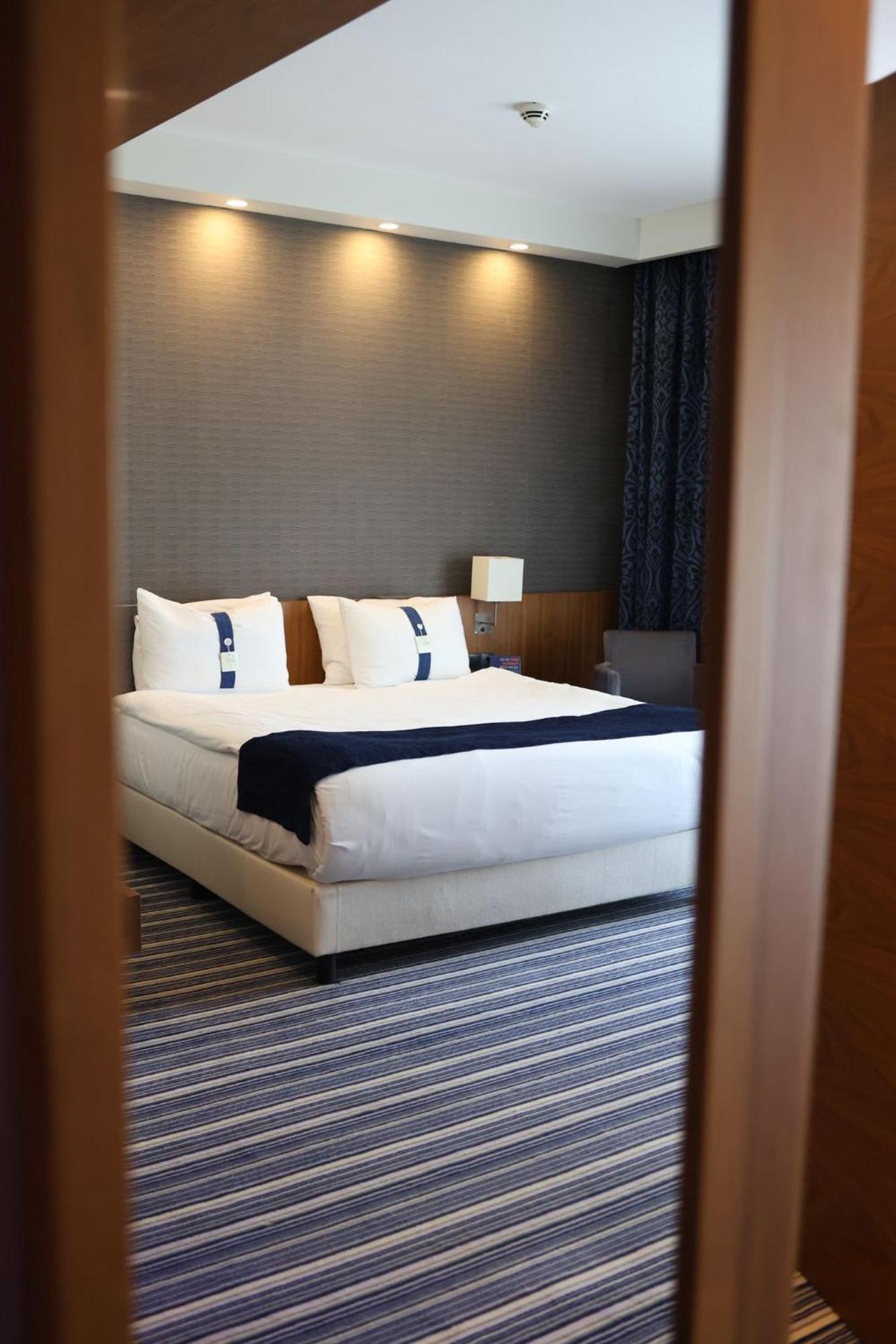 Holiday Inn Express Manisa-West By Ihg Exteriör bild