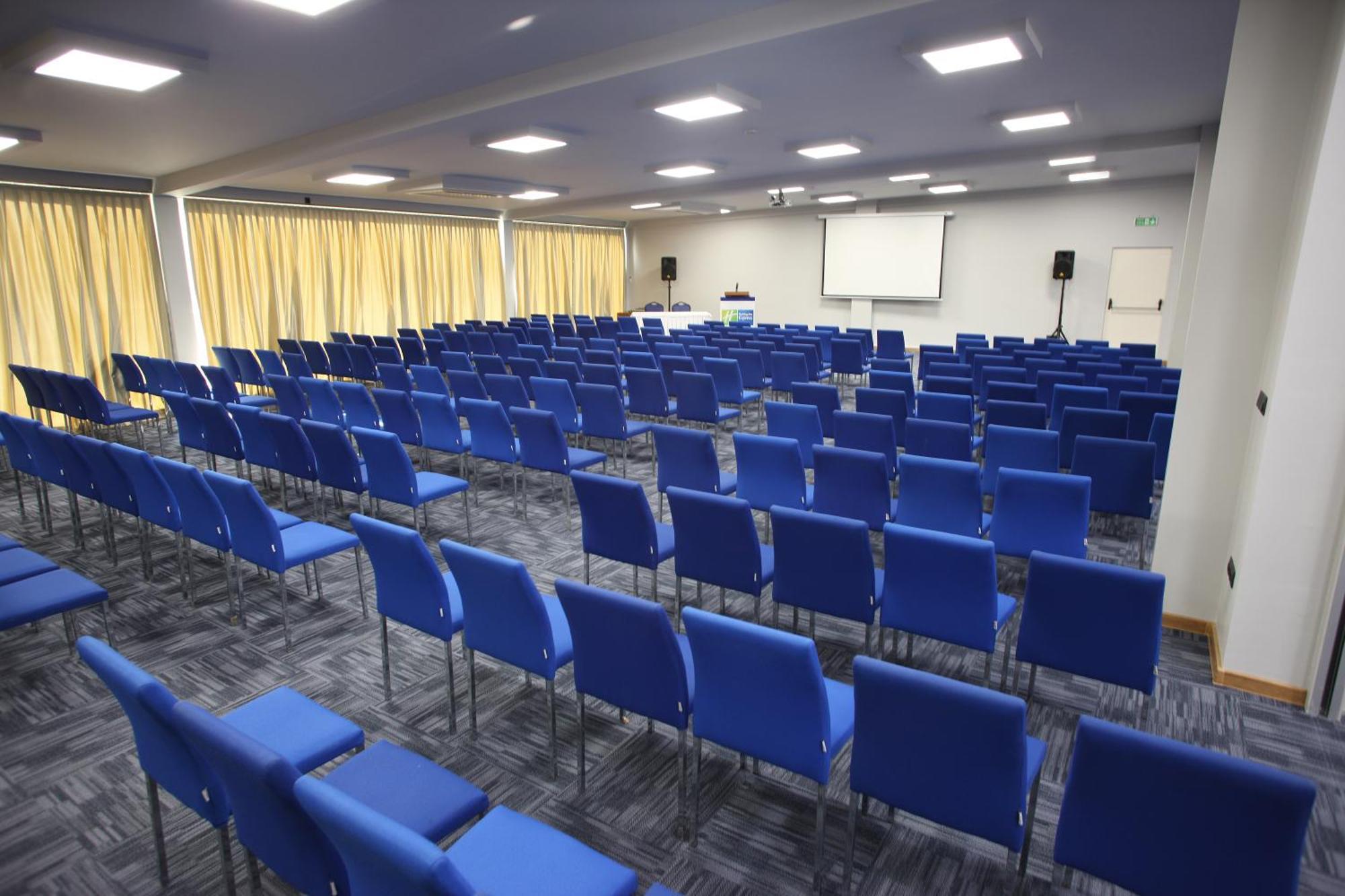 Holiday Inn Express Manisa-West By Ihg Exteriör bild