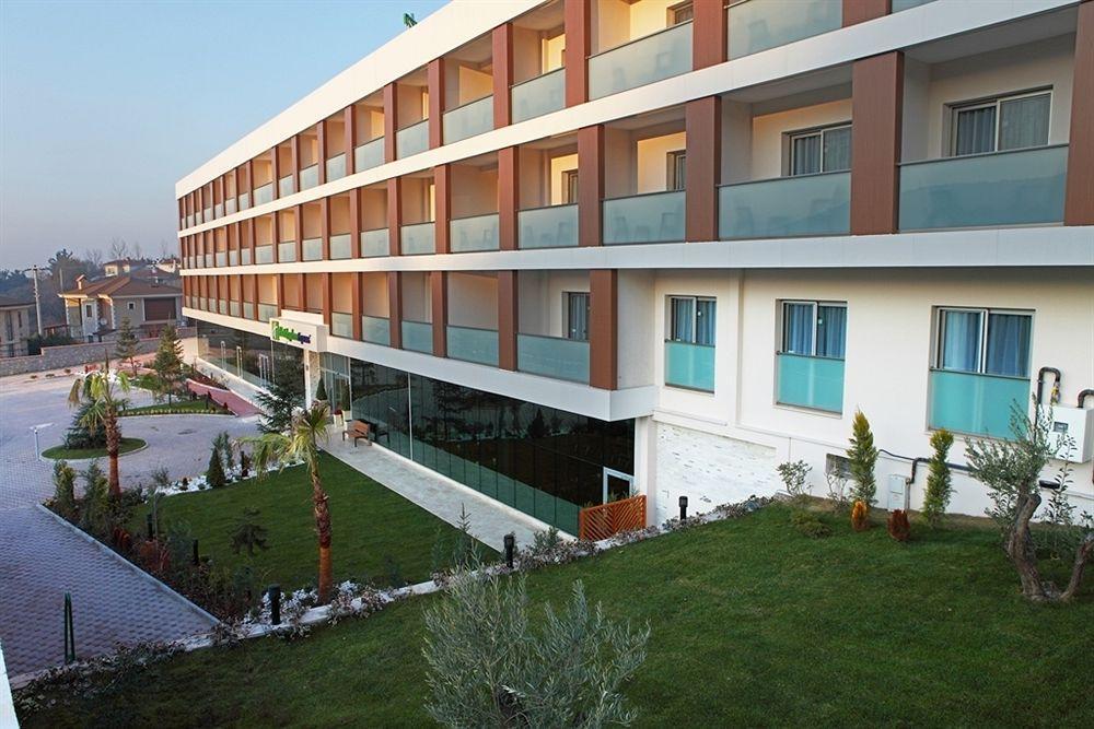 Holiday Inn Express Manisa-West By Ihg Exteriör bild